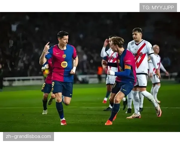 亚特兰大客场0-2不敌多特蒙德 意甲球队晋级前景黯淡 亚特兰大客场0-2不敌多特蒙德 意甲球队晋级前景黯淡